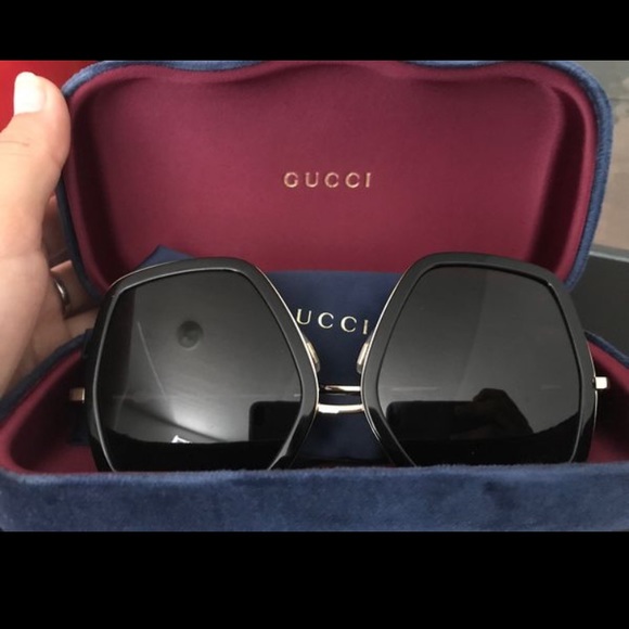 Gucci sunglasses - Picture 2 of 3